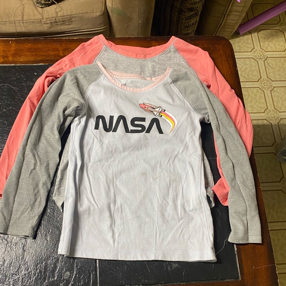 2 girls size 6 long sleeves